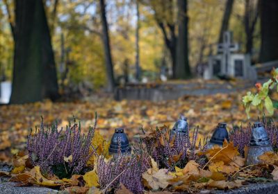 Guide des funérailles édité par l’UFC-Que Choisir